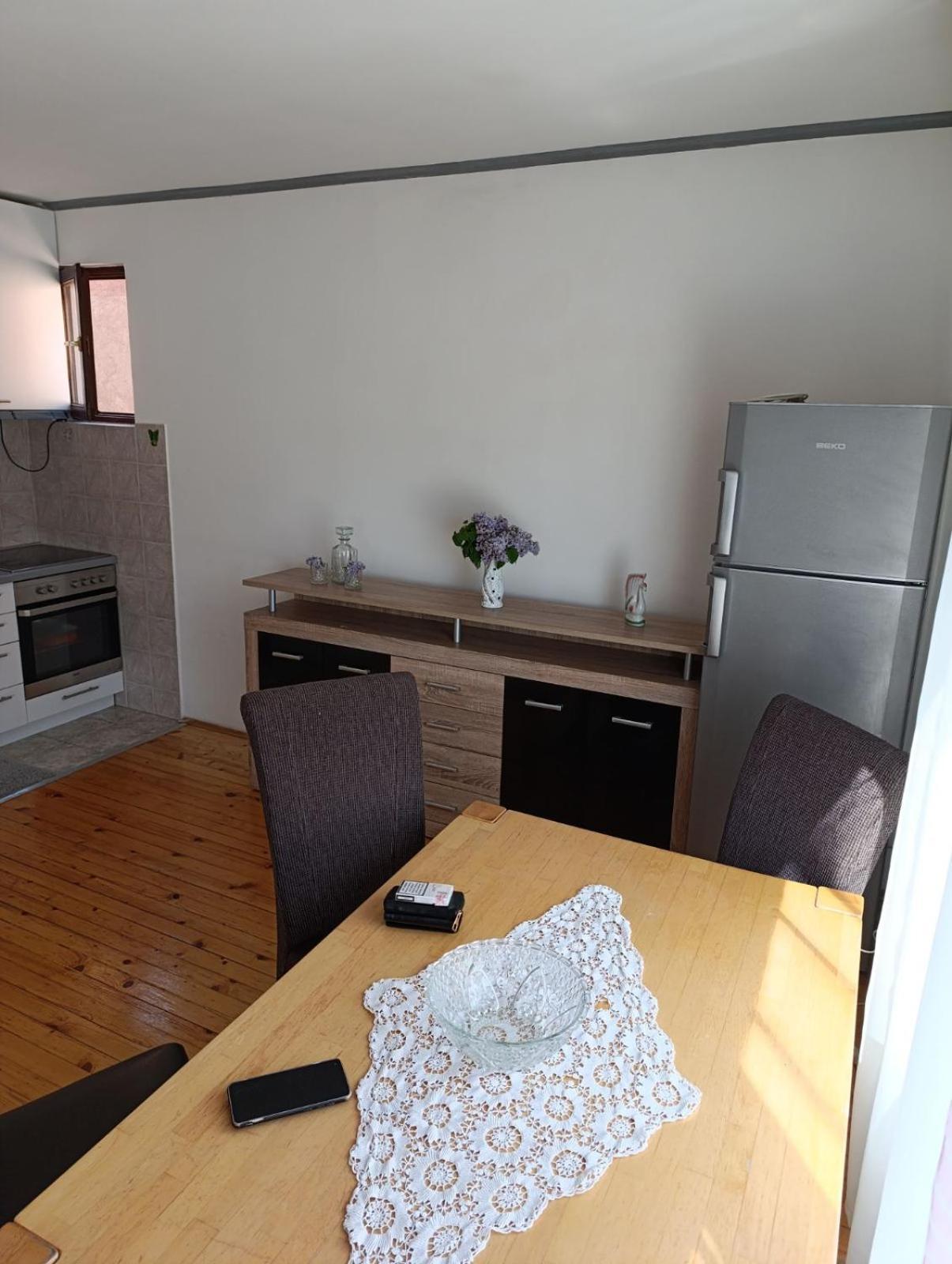 Riki Stup Apartma *